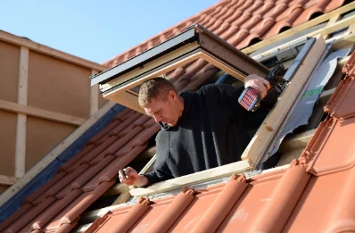 Pose de fenêtres de toit Velux à Grozon